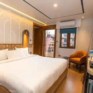 3* Hotel Ananta